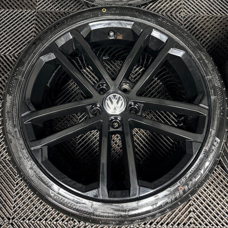 18" VW Golf Nogaro Black GTD GTI GT Mk7 Alloy Wheel Tyres 5G0601025AQ Genuine