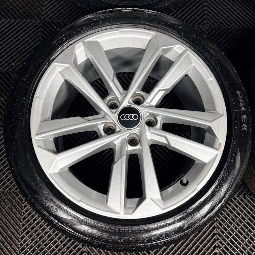 17'' Audi A3 Silver Sport Wheels Alloys Tyres 8Y0601025E Genuine