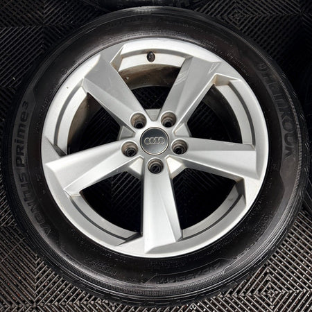 17'' Audi Q2 5 Spoke Alloy Wheels Tyres Alloys 81A601025B Genuine