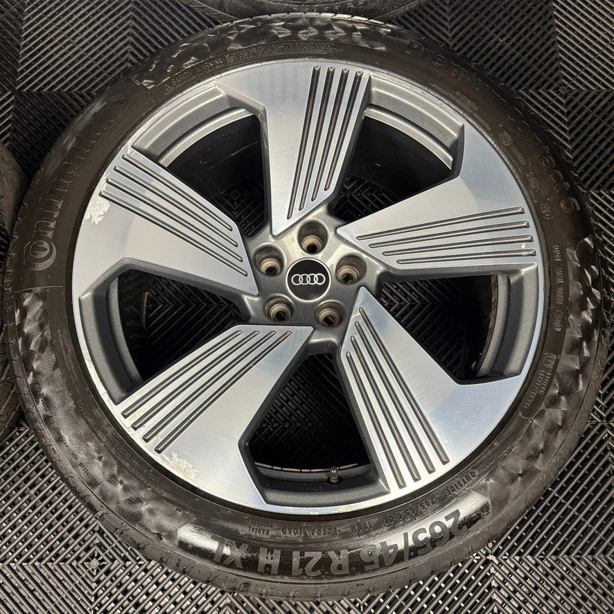 21'' GENUINE AUDI ETRON E-TRON DC ALLOY WHEELS TYRES ALLOYS Q7 4KE601025F