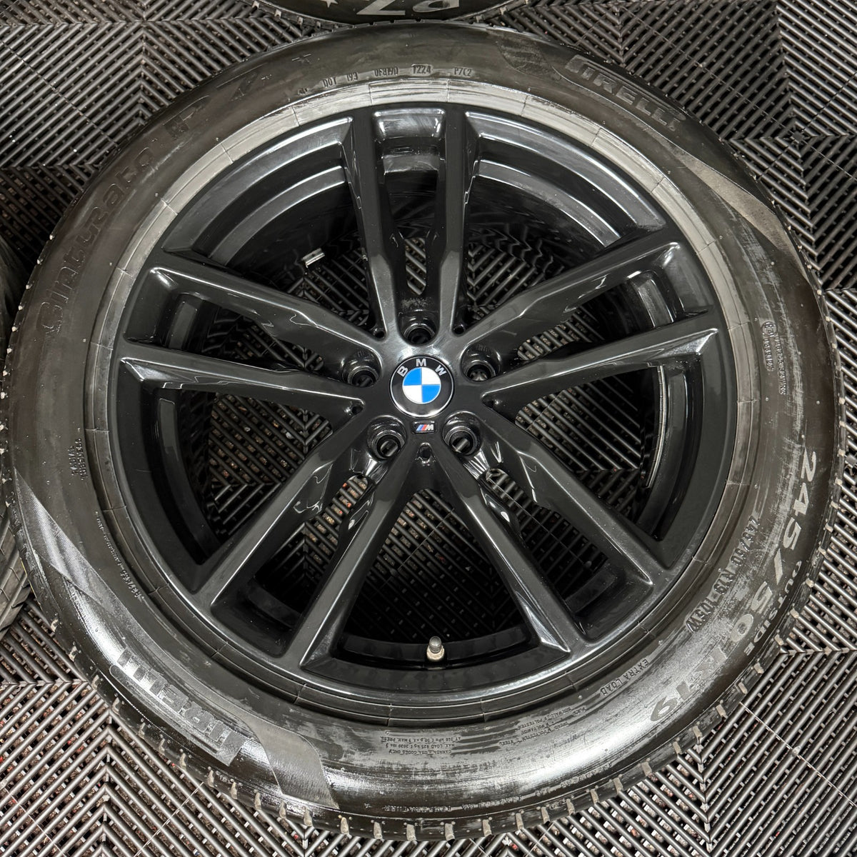 19'' GENUINE BMW X3 X4 G01 G02 698 BLACK M SPORT WHEELS TYRES ALLOYS 8010267