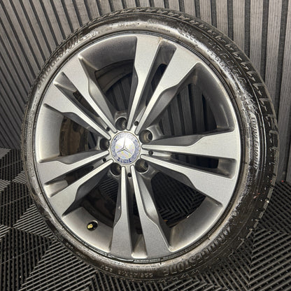 1X 18" GENUINE MERCEDES A CLASS CLA SPORT ALLOY WHEEL TYRE W176 W246 A2464010400