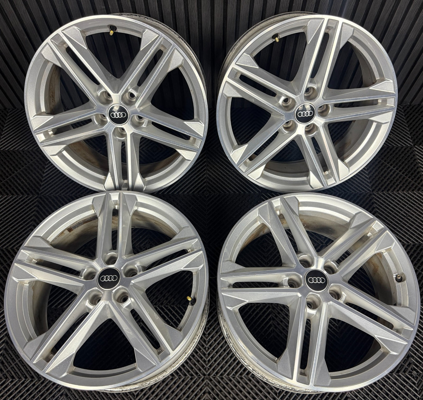 19'' GENUINE AUDI Q5 5 DOUBLE SPOKE S LINE ALLOY WHEELS A4 A3 5X112  80A601025G