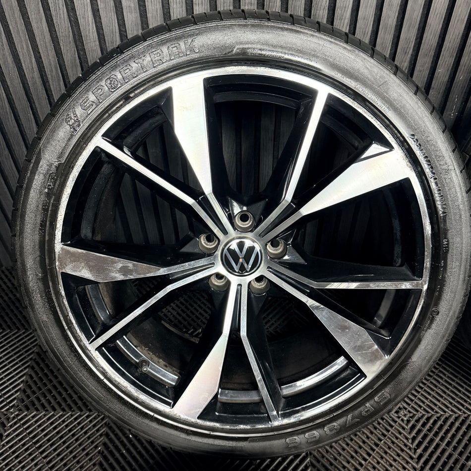 20'' VW Tiguan R Line Misano Alloy Wheels Tyres Alloys 5NA601025AH Genuine