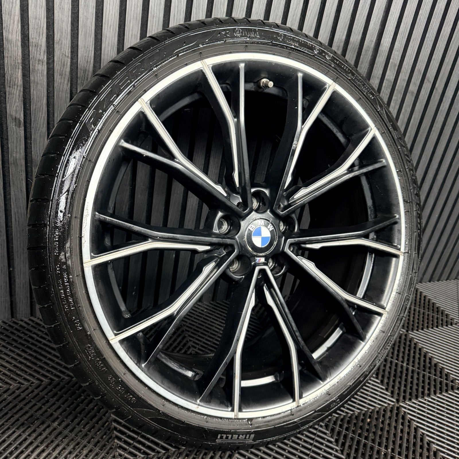 1X 20'' BMW 5 Series 669 M G30 G31 Sport Alloy Wheel Rear 6874445 Genuine
