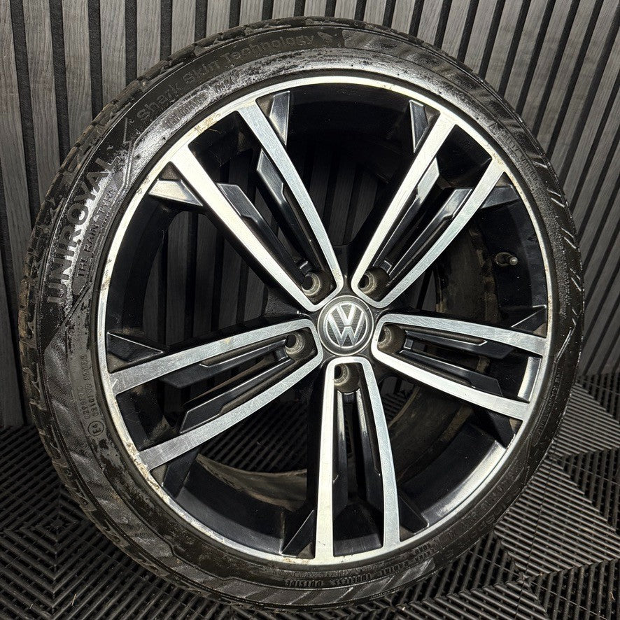 1X 18'' GENUINE VW GOLF GTD SEVILLE GT GTI MK7 ALLOY WHEEL TYRE 5G0601025CM