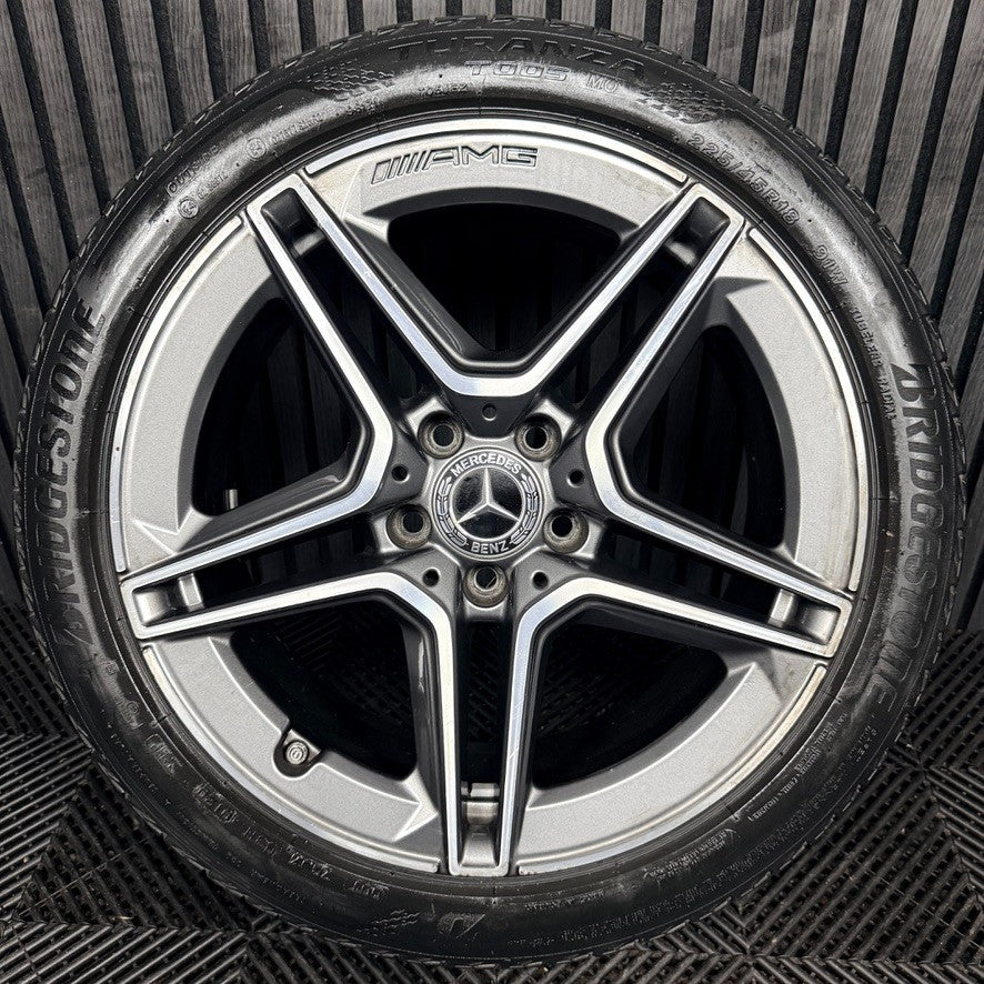 1X 18'' AMG Mercedes A Class CLA W177 Sport Alloy Wheel Tyre A1774011500 Genuine