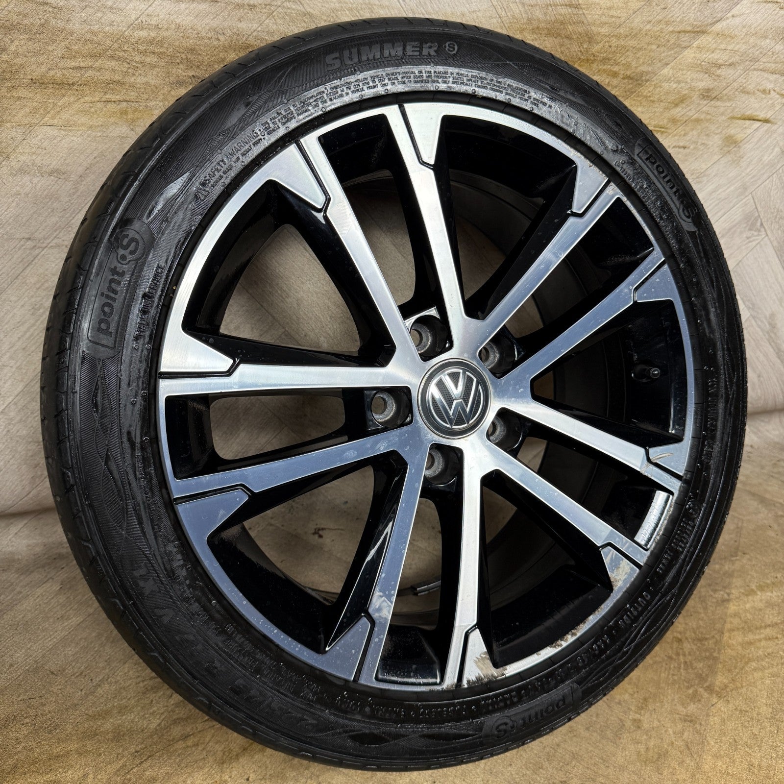 1X 17'' GENUINE VW GOLF GT SINGAPORE GTD GTI MK7 ALLOY WHEEL TYRE 5G0601025AK