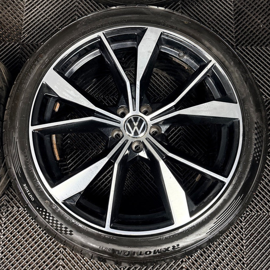 20'' VW Tiguan R Line Misano Alloy Wheels Tyres Alloys 5NA601025AH Genuine