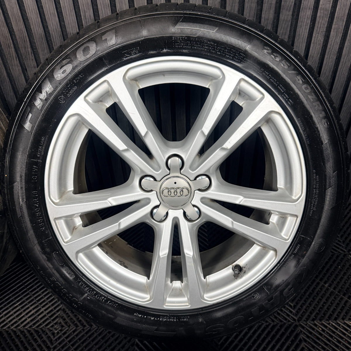 18'' Audi Q3 S Line 5 Double Spoke Facelift Alloy Wheels Tyres Alloys Genuine