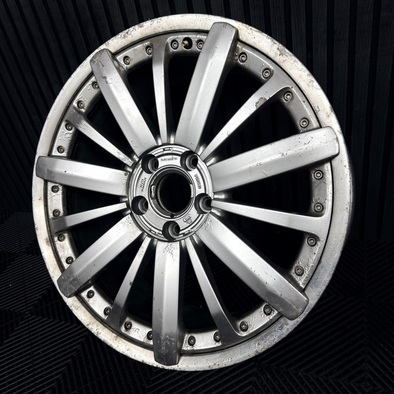 1X 21'' Bentley Mulsanne Alloy Wheel 9J ET61 3Y0601025 2 Piece Genuine