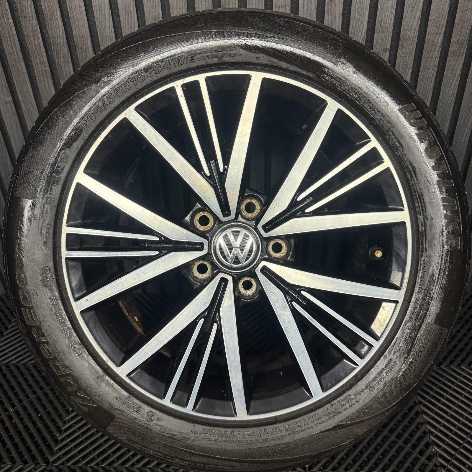 1X 16'' GENUINE VW GOLF MK7.5 MK7 LINAS ALLOY WHEEL TYRE GT SINGLE 5G0601025CD