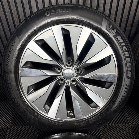 18'' Audi A6 C8 Multispoke Grey DC Spoke Alloy Wheels Tyres 4K0601025B Genuine