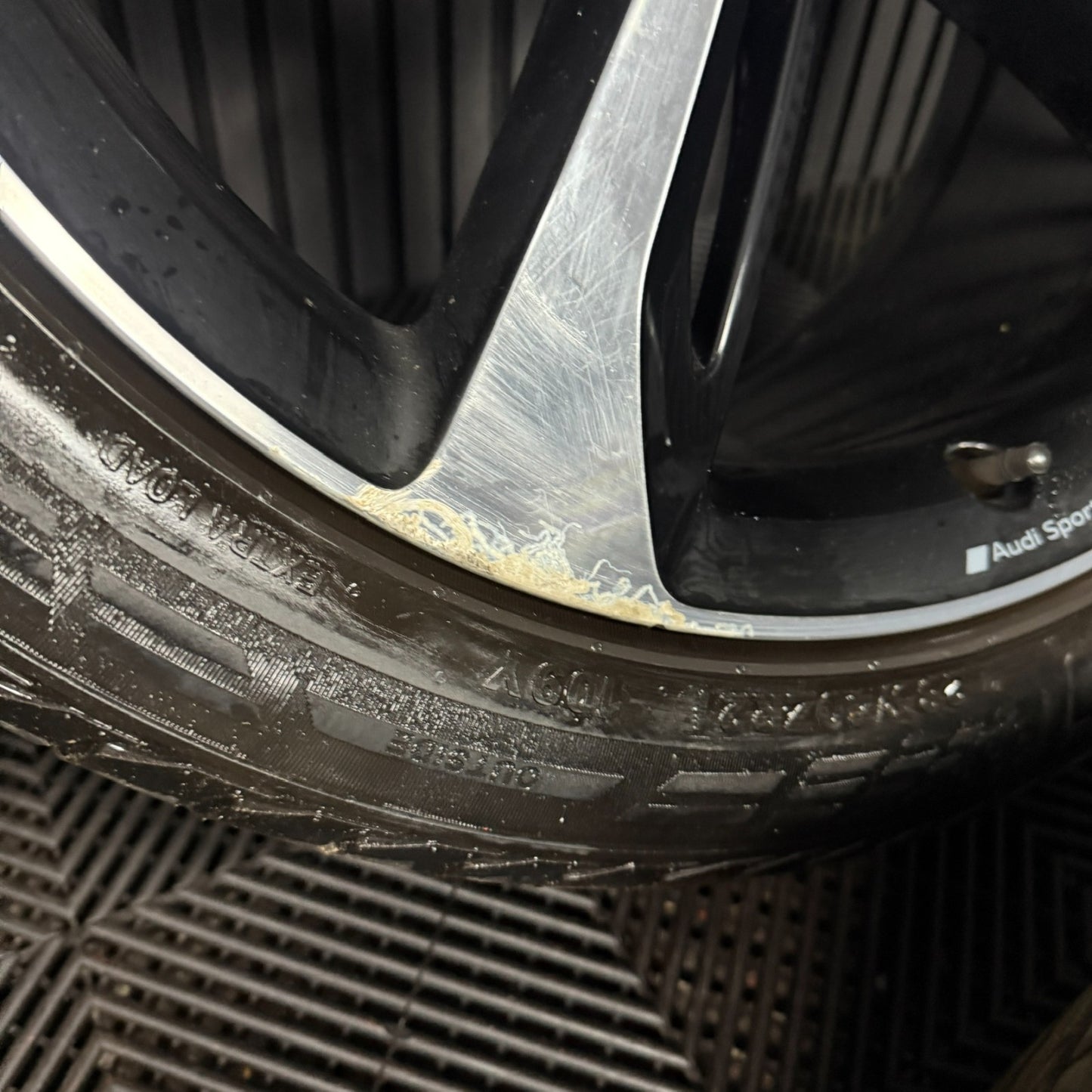 21'' GENUINE AUDI Q7 S LINE RS GREY DC ALLOY WHEELS ALLOYS TYRES 4M0601025S