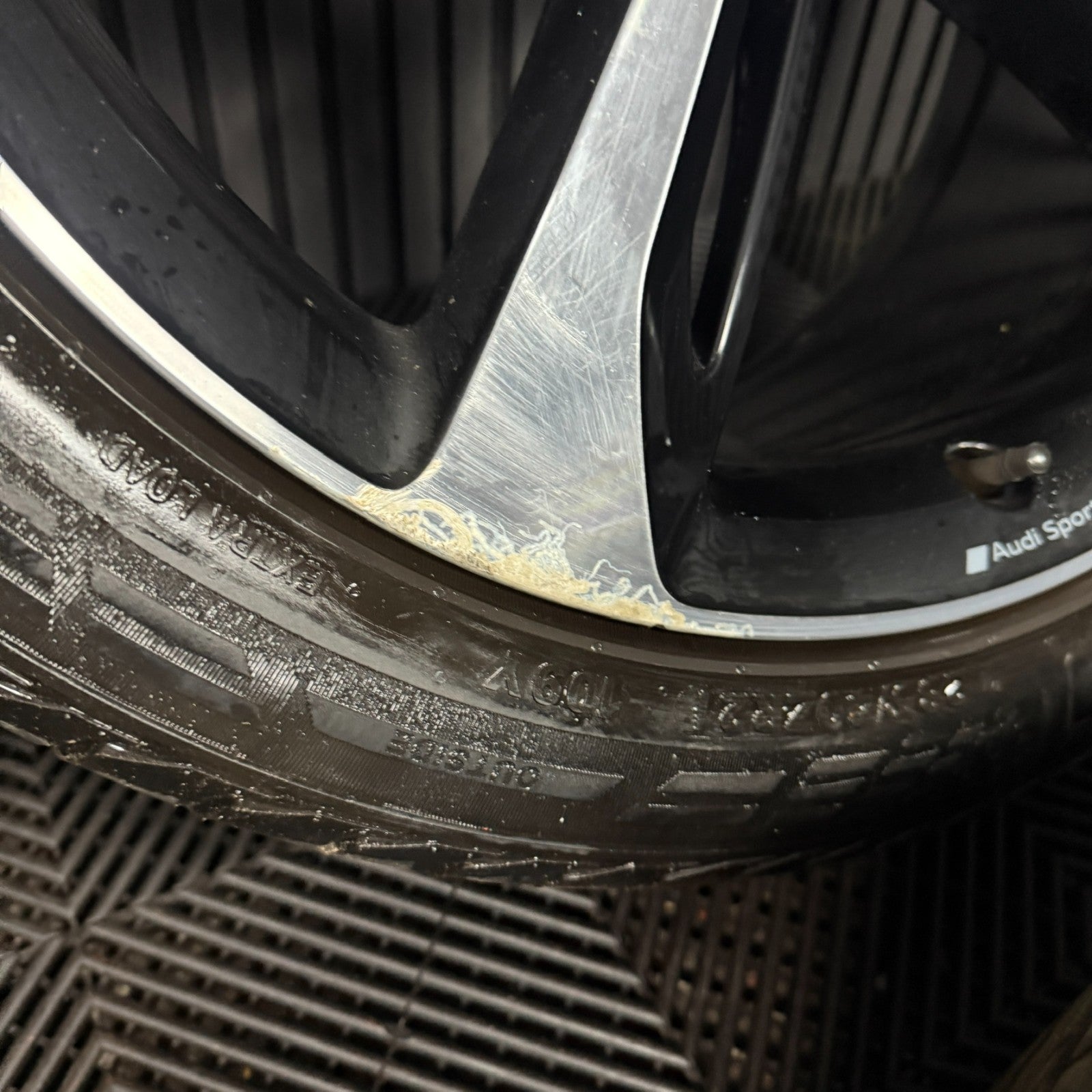 21'' GENUINE AUDI Q7 S LINE RS GREY DC ALLOY WHEELS ALLOYS TYRES 4M0601025S