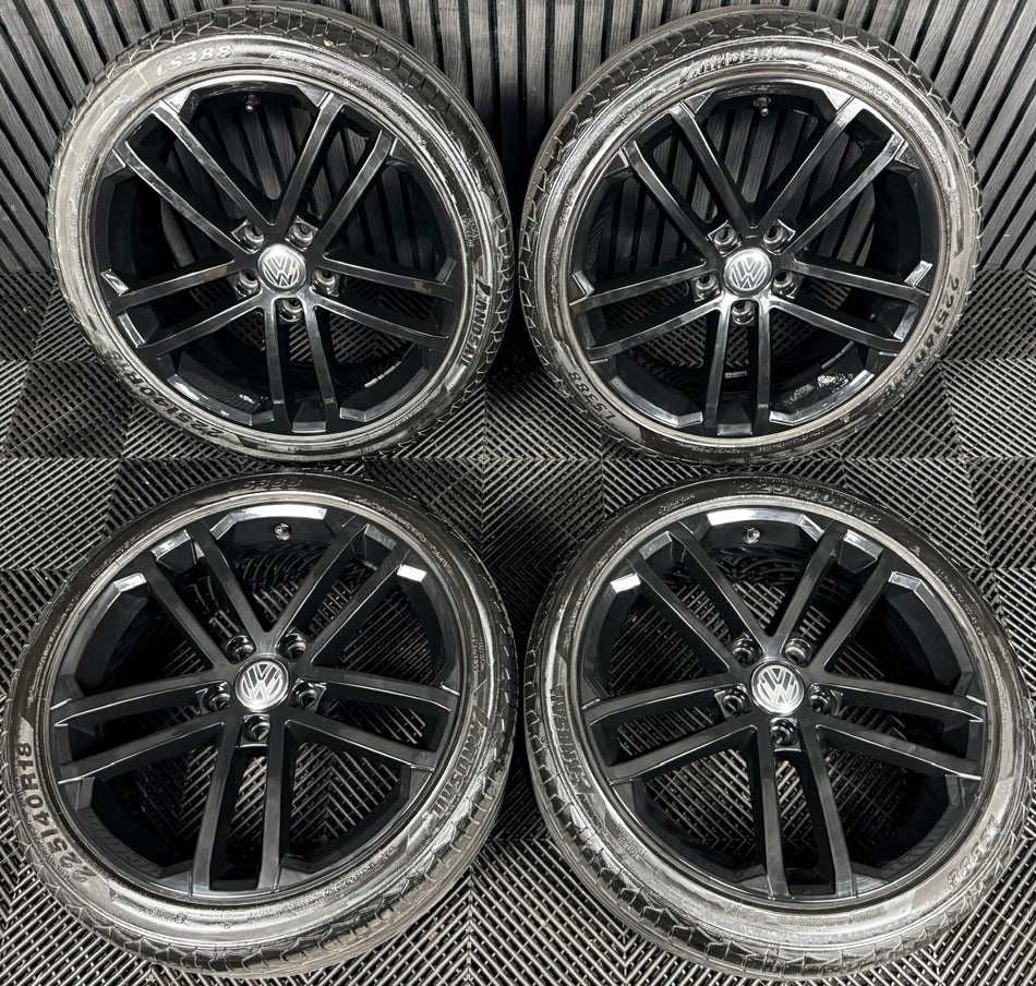 18" VW Golf Nogaro Black GTD GTI GT Mk7 Alloy Wheel Tyres 5G0601025AQ Genuine