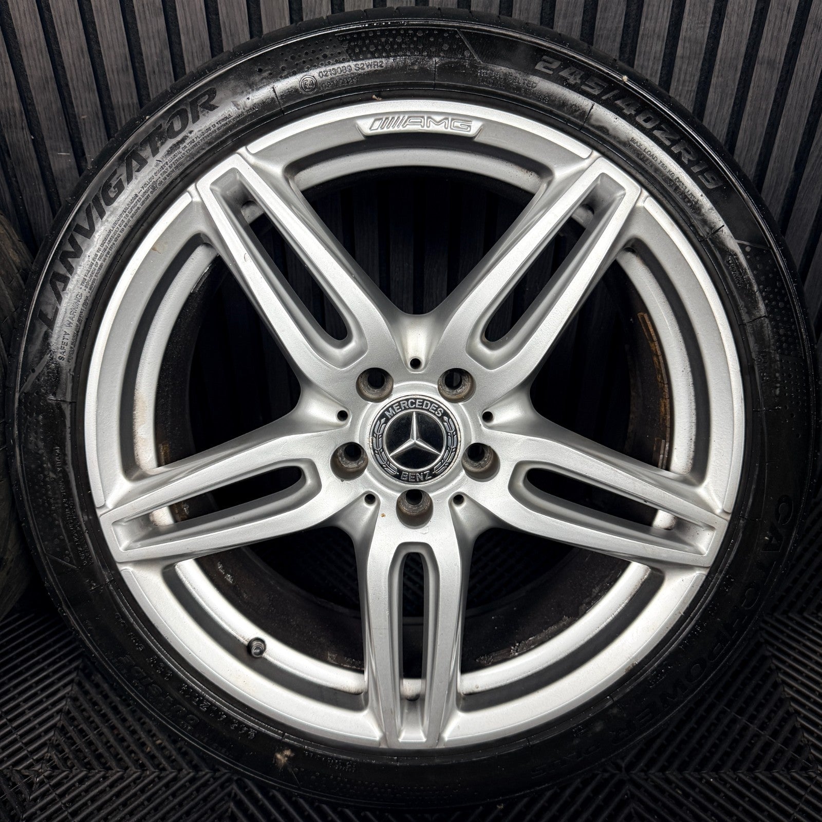 19'' Mercedes AMG E Class W213 Silver Sport Alloy Wheels Tyres Alloys Genuine