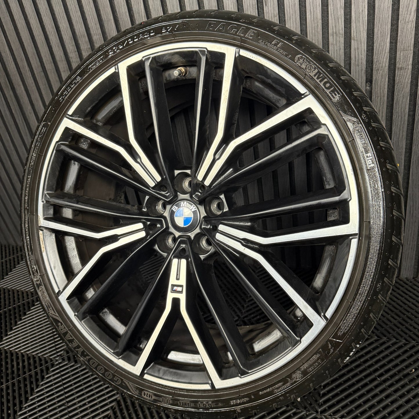 1X 20'' GENUINE BMW 5 SERIES 846 M G30 G31 SPORT ALLOY WHEEL REAR 8747237