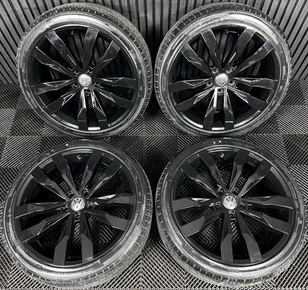 19" VW T-Roc R Line Suzuka Black Alloy Wheels Tyres Alloys 2GA601025AE Genuine