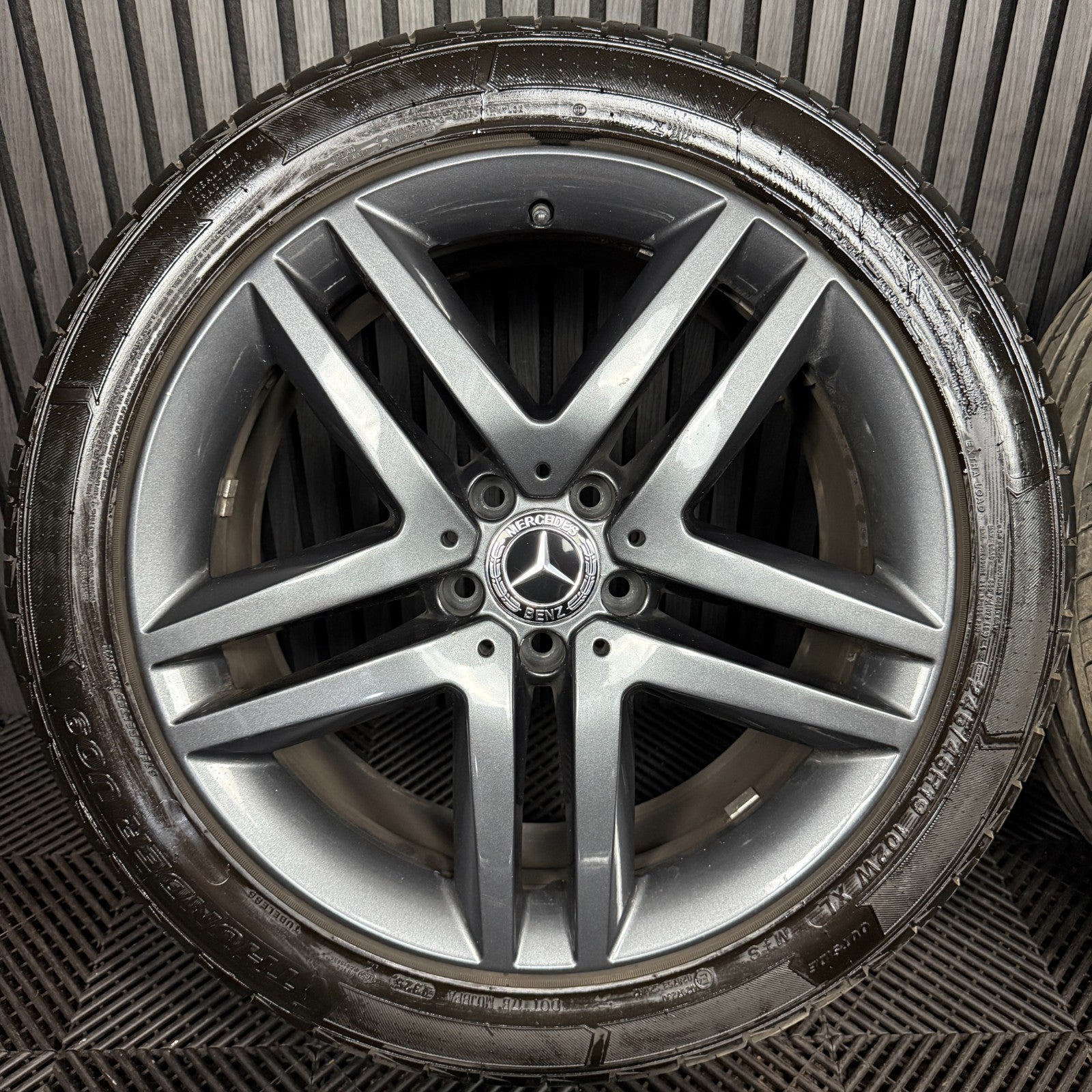 19'' Mercedes Vito V Class Alloy Wheels Tyres Grey W477 A4474011500 Genuine OEM