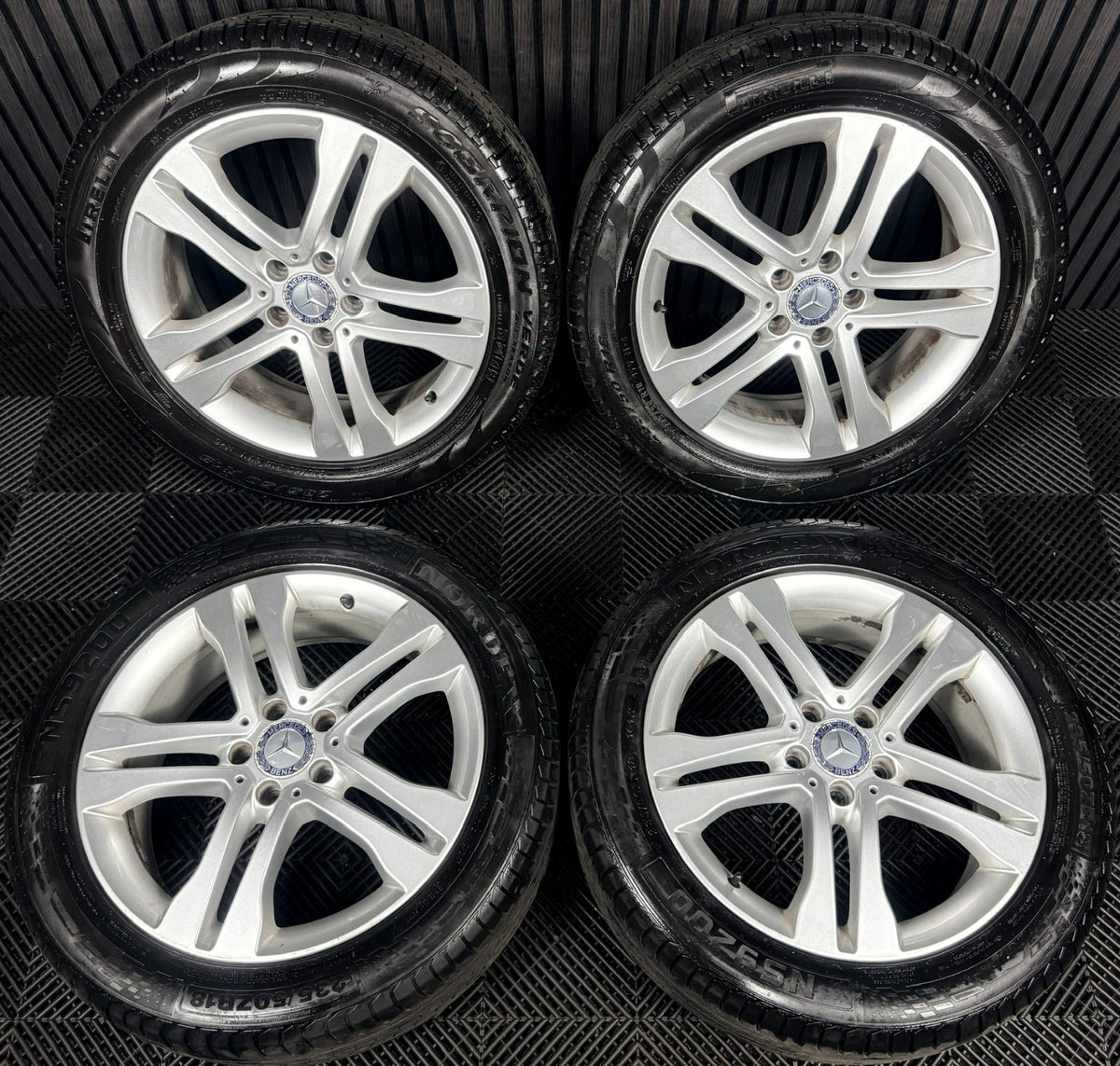 18'' Mercedes GLA Silver 5 Double Spoke Wheels Tyres Alloys A1564011300 Genuine