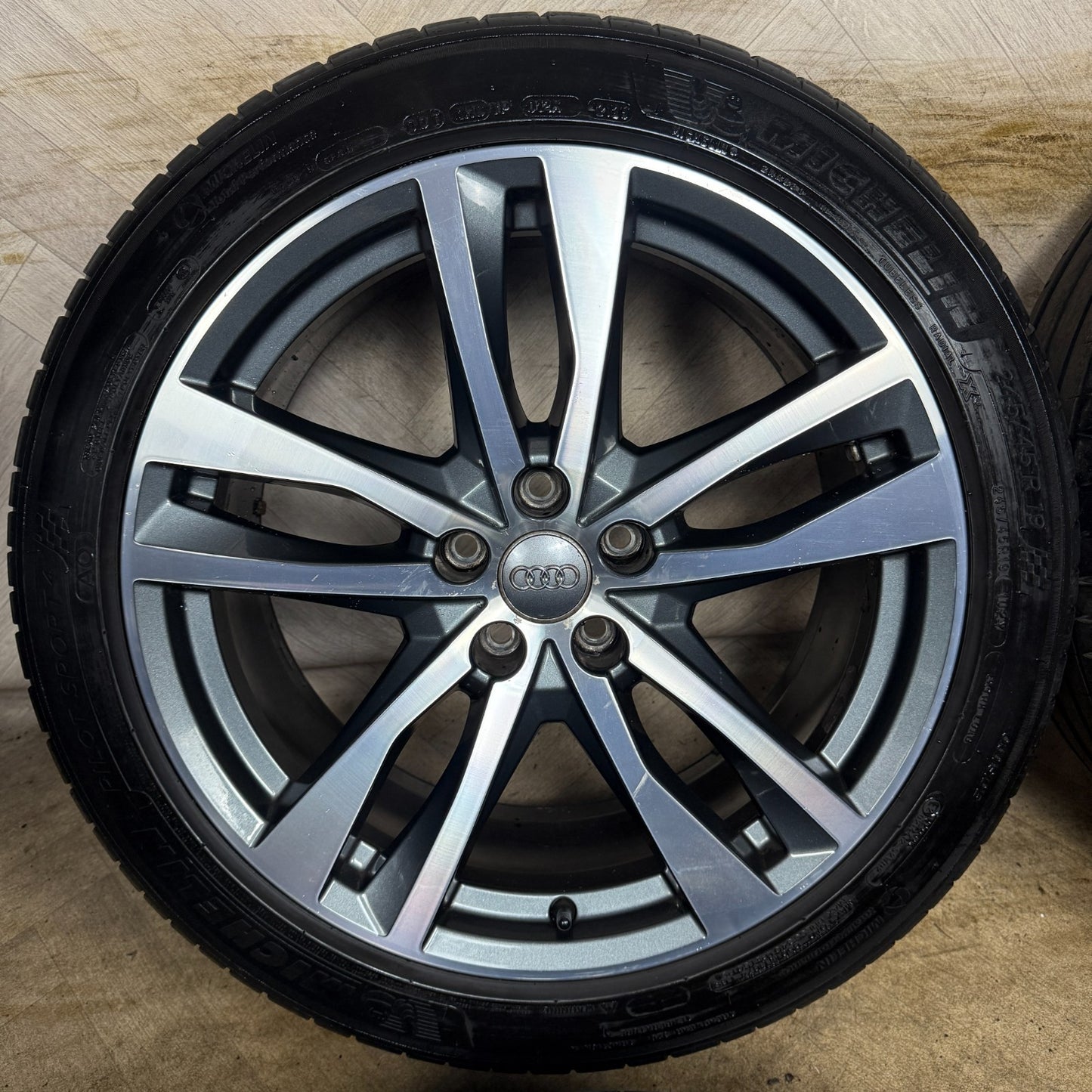 19'' GENUINE AUDI A6 C8 S LINE 5 DOUBLE SPOKE ALLOY WHEELS TYRES 4K0601025H