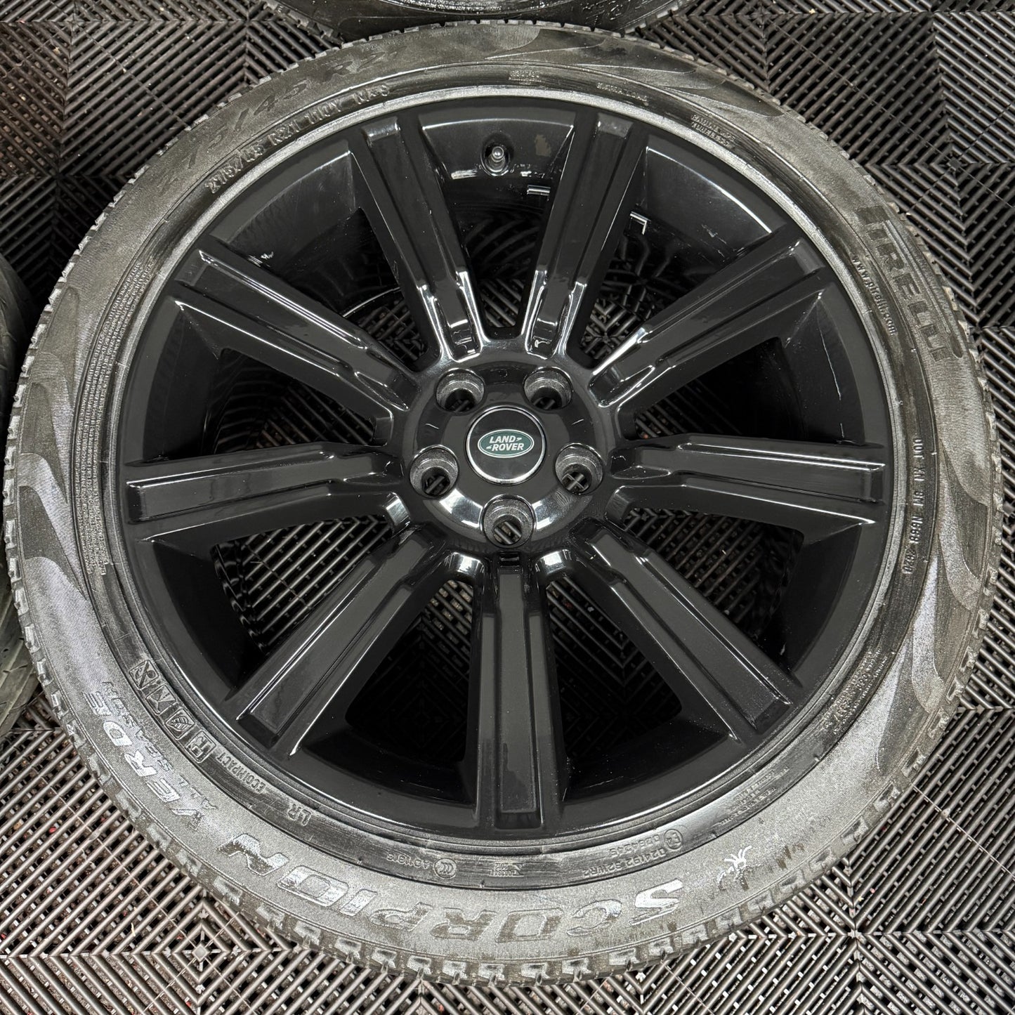 21" GENUINE RANGE ROVER SPORT LAND BLACK WHEELS TYRES ALLOYS 9001 GK5M-1007-AA