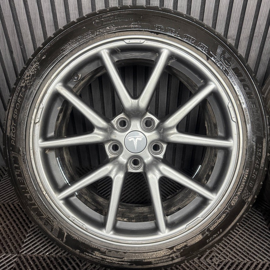 18'' TESLA MODEL 3 GREY ALLOYS WHEELS TYRES 5X114.3 GENUINE 1044261-00-A