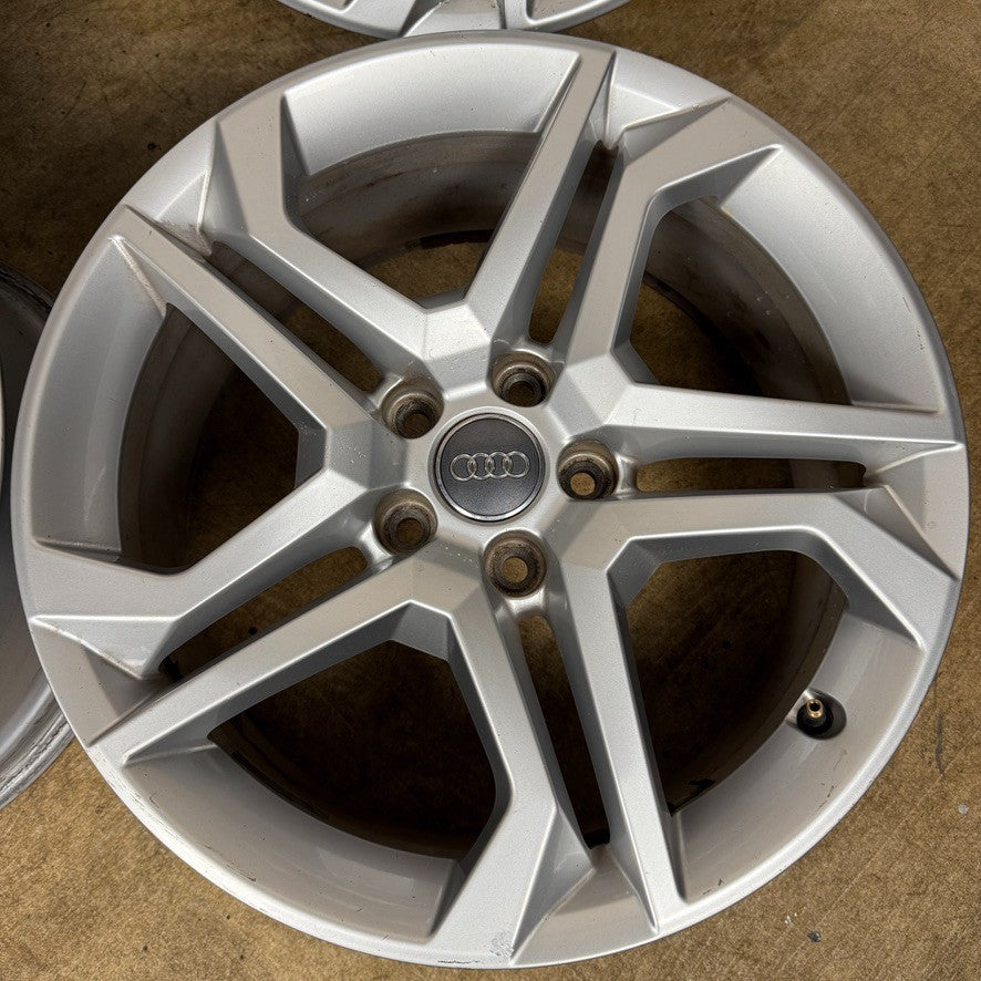 18'' GENUINE AUDI A4 A6 A3 Q5 Q3 STAR SPOKE WHEELS ALLOYS 80A601025P