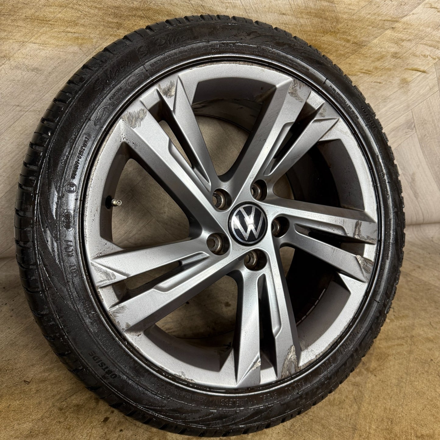 1X 17'' GENUINE VW GOLF R LINE VALENCIA GTD GTI MK8 ALLOY WHEEL TYRE 5H0601025AF