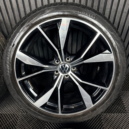 20'' VW Tiguan R Line Misano Alloy Wheels Tyres Alloys 5NA601025AH Genuine