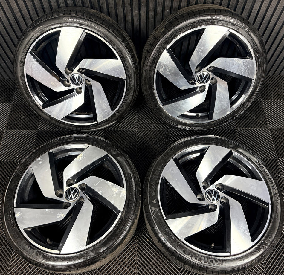 18" VW Golf GTD Mk8 GT GTI Richmond Wheels Tyre Alloy 5H0601025H Genuine