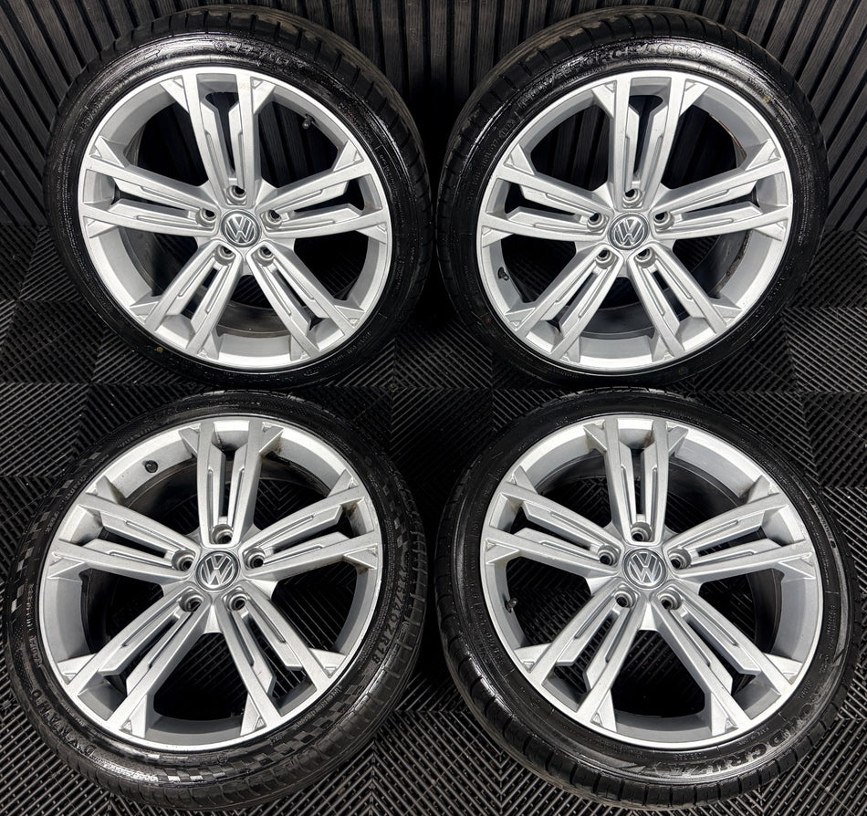 18" VW Golf Seville Silver GTD GT Mk7 Alloy Wheel Tyres 5G0601025CM Genuine