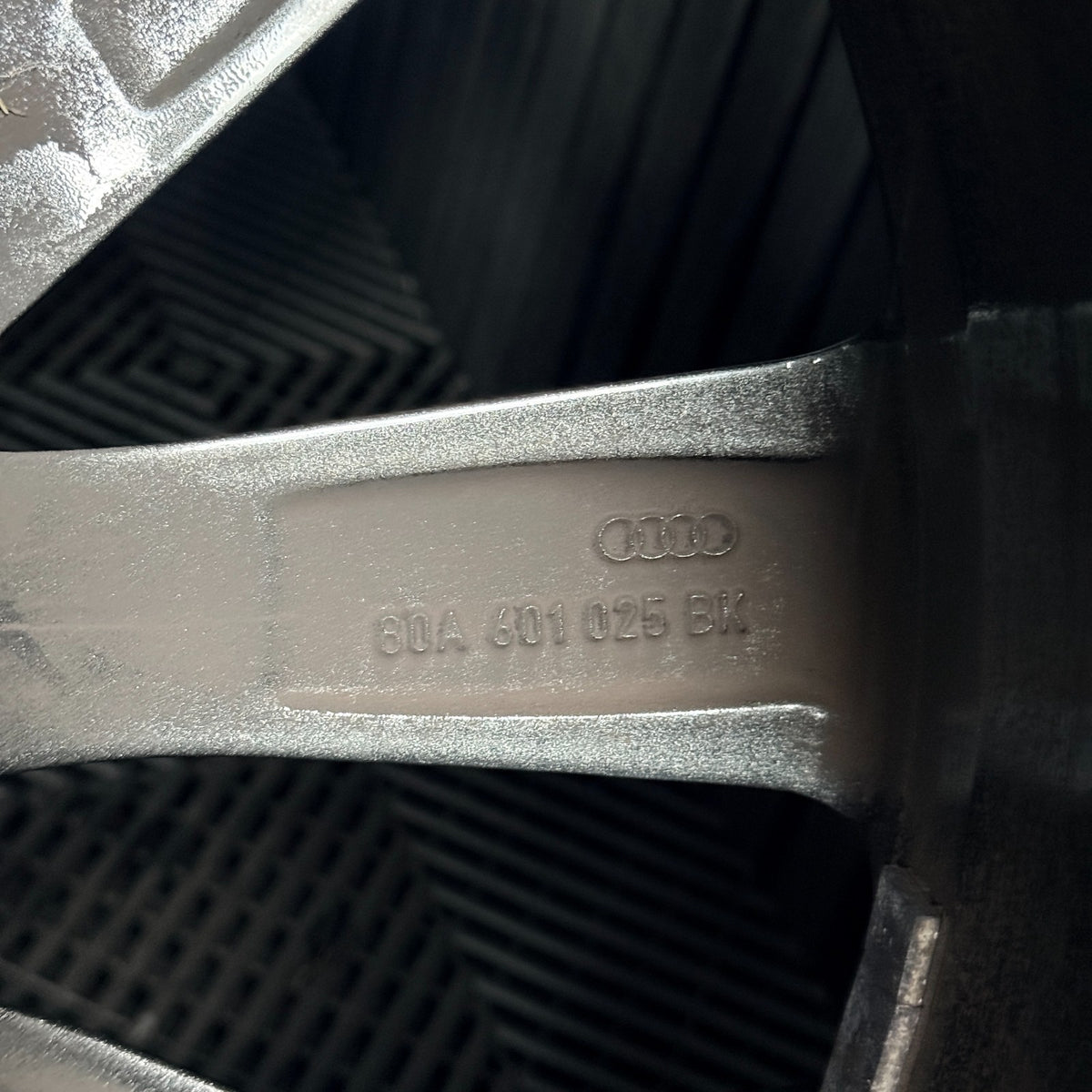 19" Audi Q5 Grey Q4 DC S Line Alloy Wheels Tyres 5X112 80A601025BK Genuine