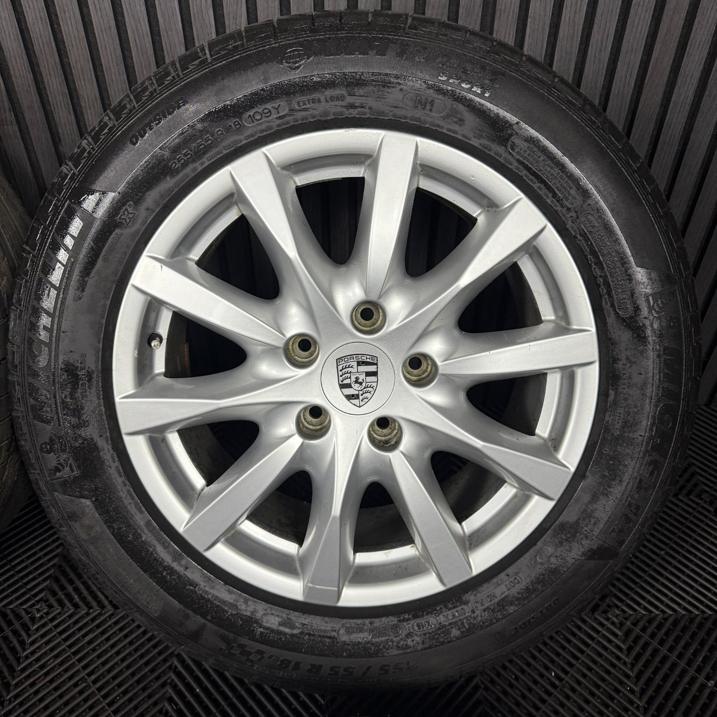 18'' GENUINE PORSCHE CAYENNE MULTISPOKE ALLOY WHEELS ALLOYS TYRES 7P5601025T