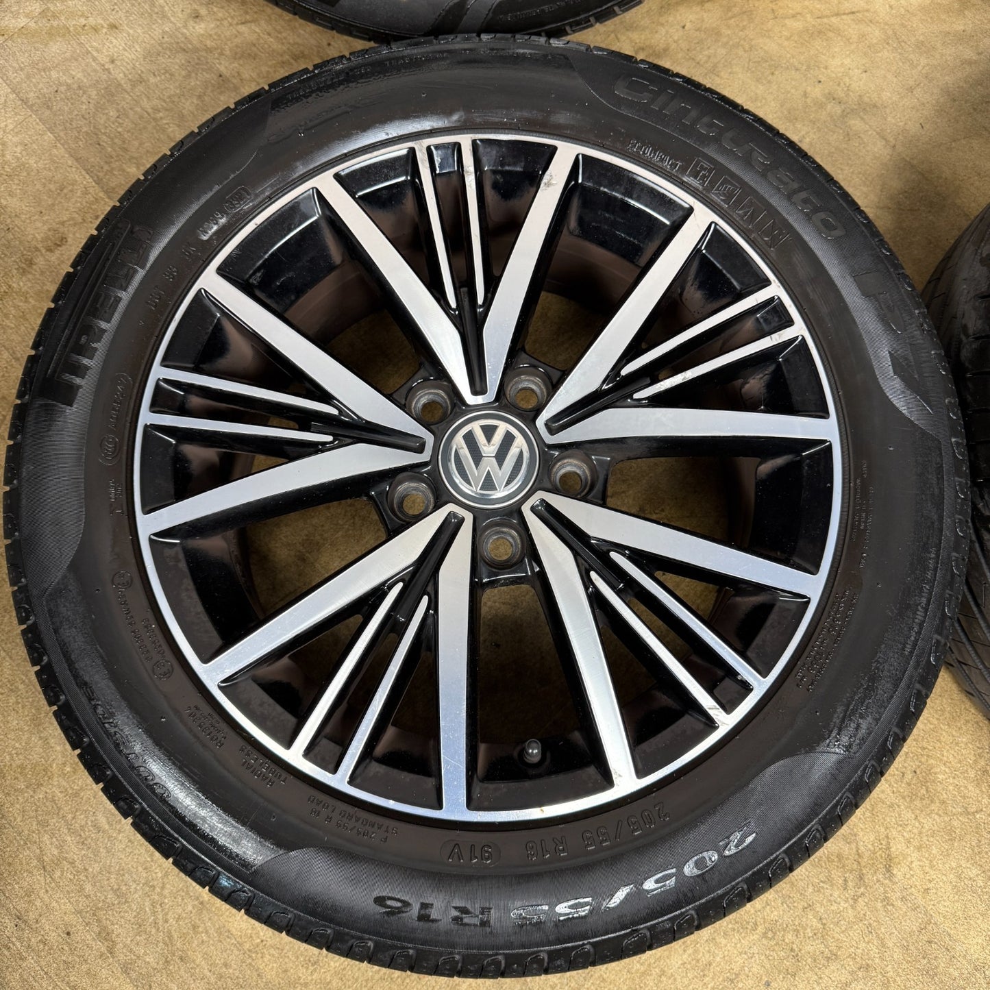 16'' GENUINE VW GOLF MK7 LINAS MK8 MK6 ALLOY WHEELS TYRES ALLOYS 5G0601025CD