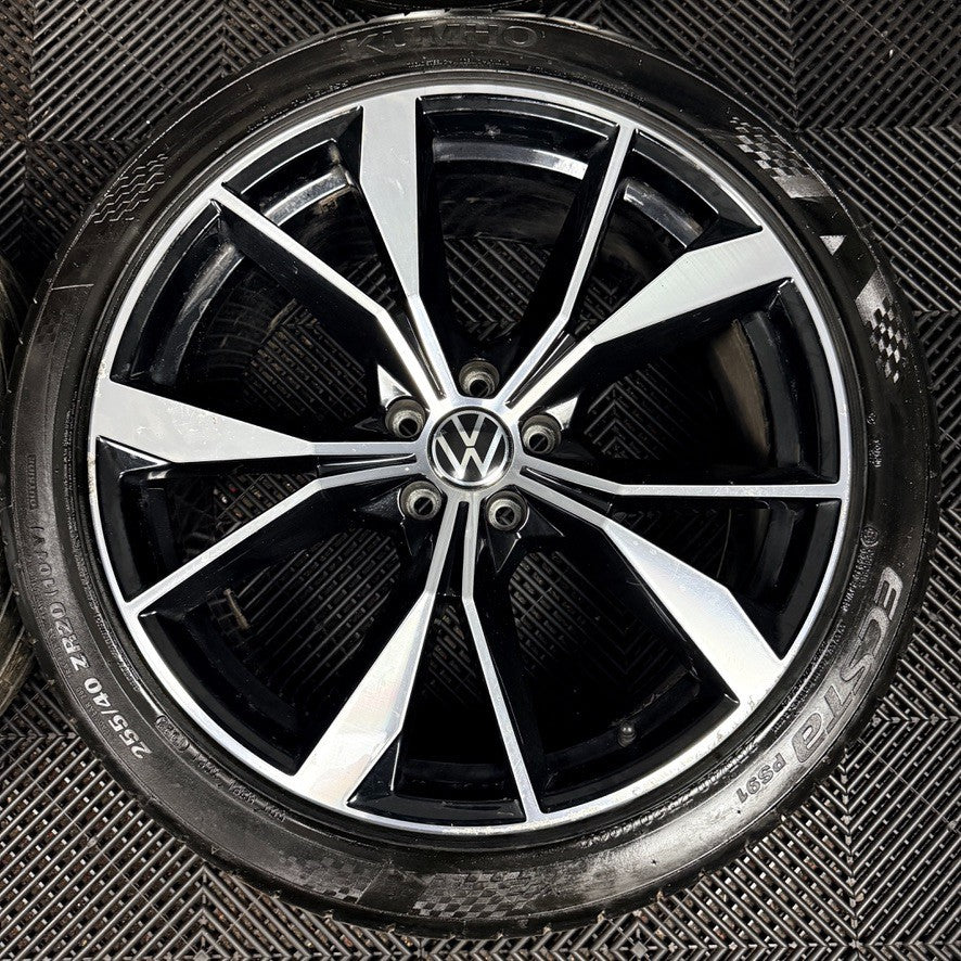 20'' VW Tiguan R Line Misano Alloy Wheels Tyres Alloys 5NA601025AH Genuine