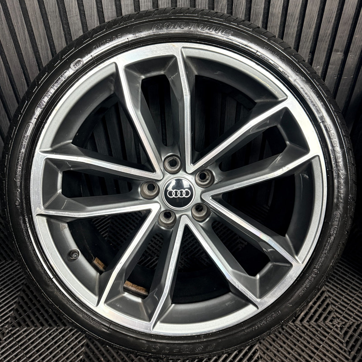 19'' Audi A5 S Line S5 Alloy Wheels Alloys Tyres 8W0601025DF Genuine