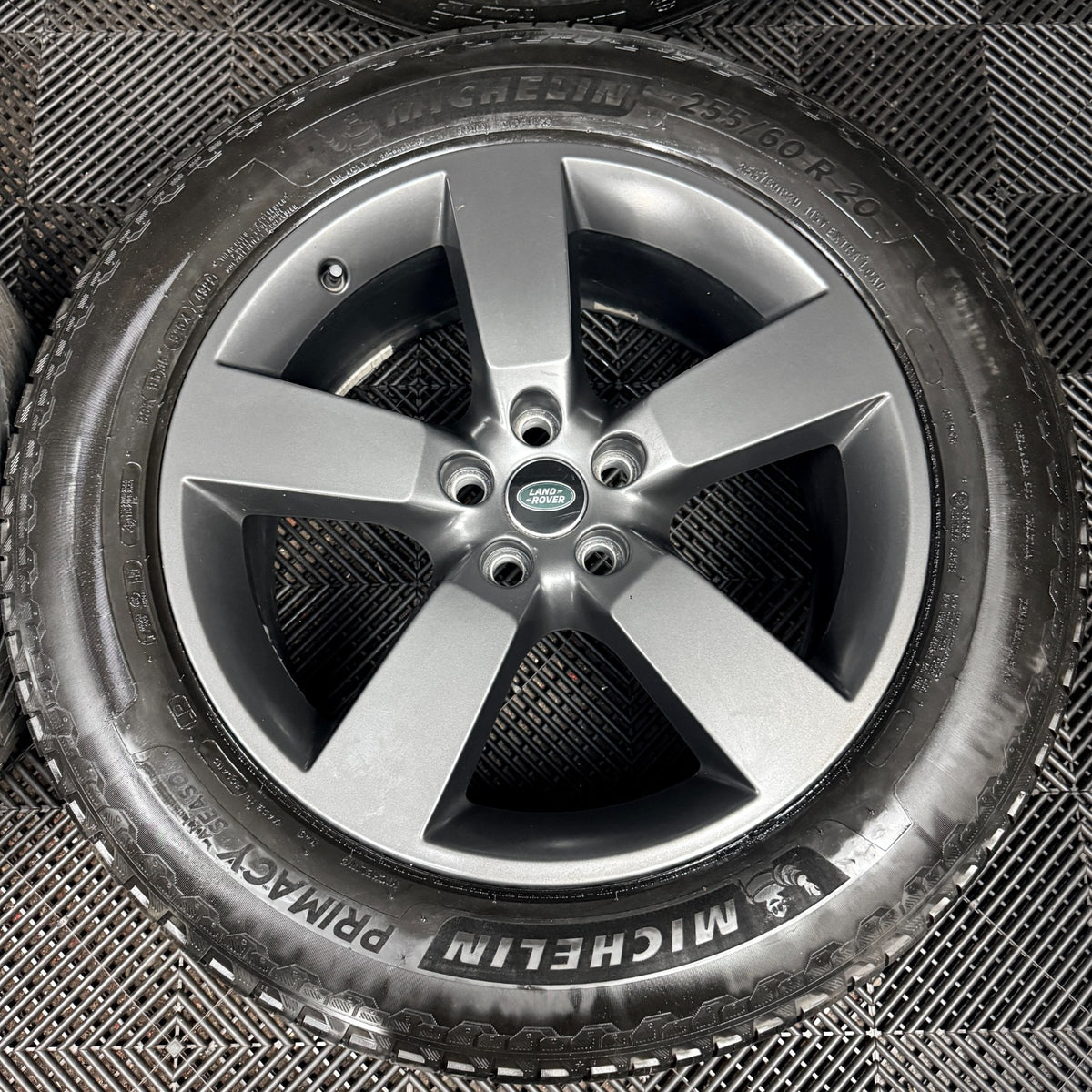 20'' Land Rover Defender 5 Spoke Grey 5098 Alloy Wheels Tyres Alloys Genuine