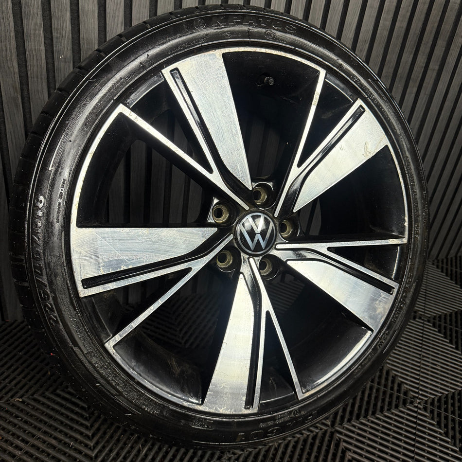 1X 18'' GENUINE VW GOLF MK8 GT GTI GTD BAKERSFIELD ALLOY WHEEL TYRE 5H0601025J