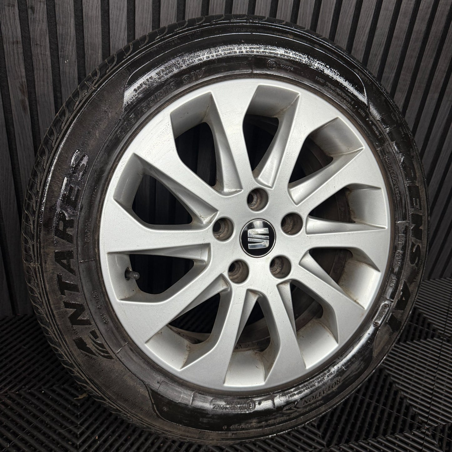 1X 16'' GENUINE SEAT LEON MK3 ALLOY WHEEL TYRE SPARE SINGLE 5F0601025A