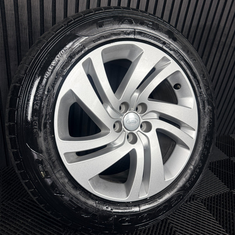 1X 18'' Land Rover Discovery Sport Evoque Alloy Wheel Tyre Genuine KBD2-1007-DA