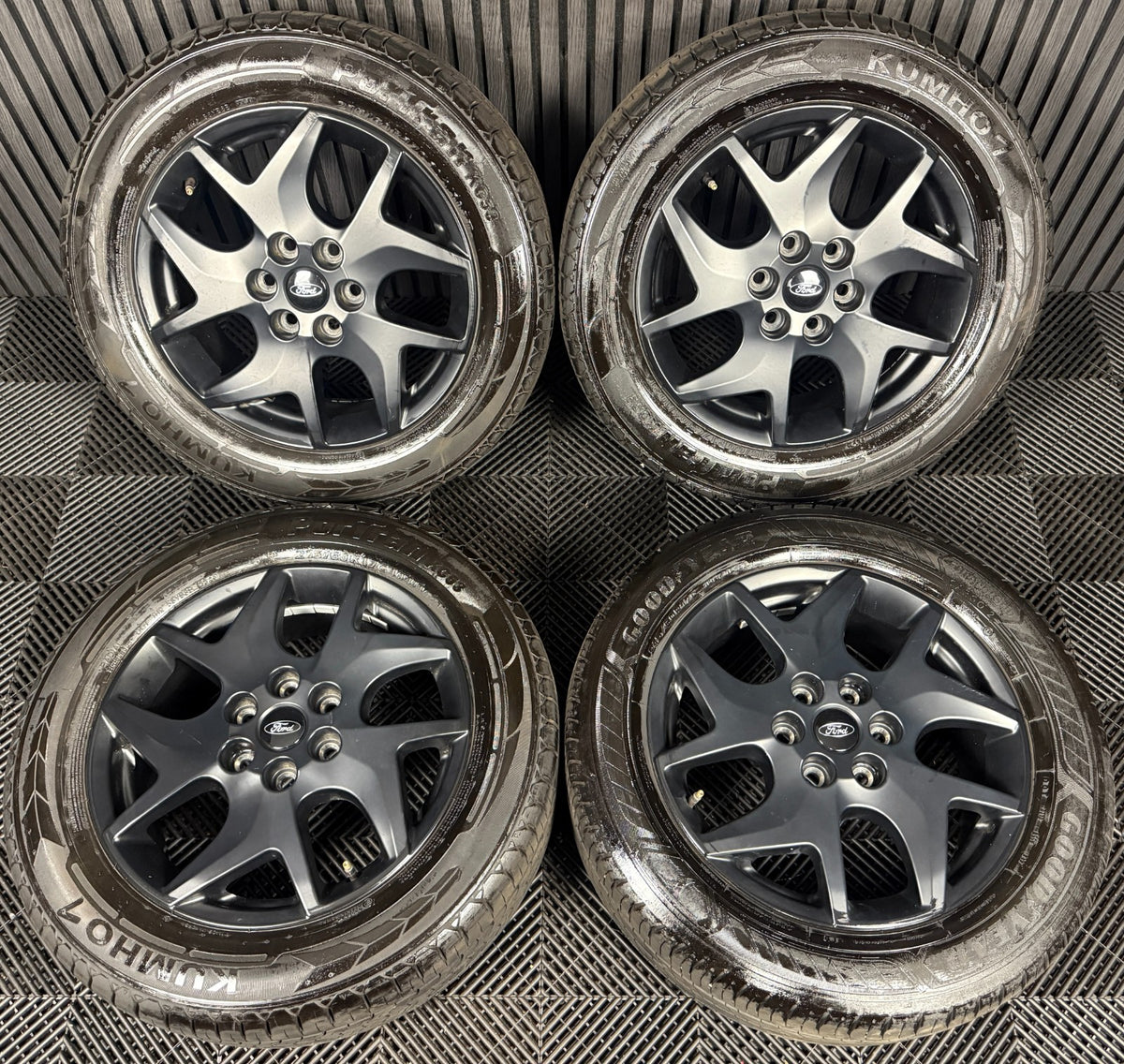 17" GENUINE FORD TRANSIT CUSTOM GREY ALLOY WHEELS TYRES MK9 2024 6X120