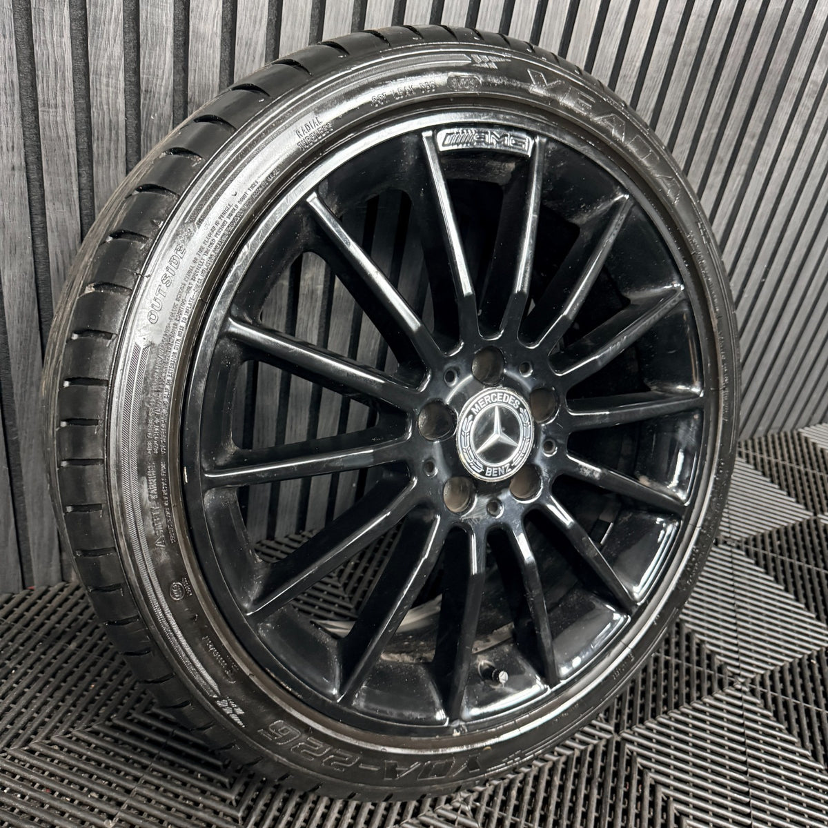 1X 18'' Amg Mercedes A Class CLA Black Alloy Wheel A1764010200 W176 Genuine