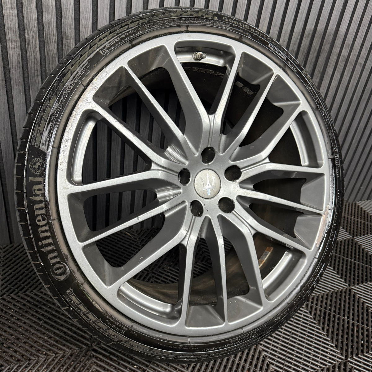 1X 21'' Maserati Ghibli 670011859 10.5 ET45 Grey Alloy Wheel Single Rear Genuine