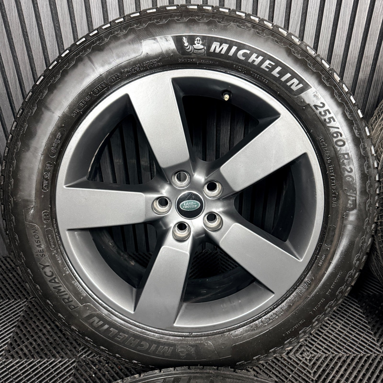 20'' Land Rover Defender 5 Spoke Grey 5098 Alloy Wheels Tyres Alloys Genuine