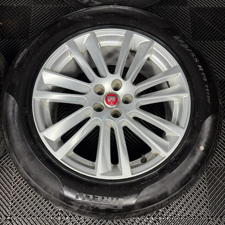19'' GENUINE JAGUAR F PACE SILVER 7 DOUBLE SPOKE ALLOY WHEELS TYRES HK83-1007-DA