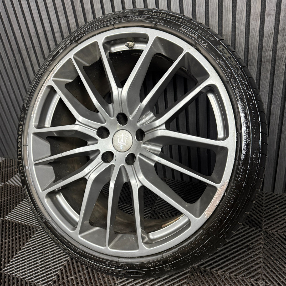 1X 21'' Maserati Ghibli 670011859 10.5 ET45 Grey Alloy Wheel Single Rear Genuine