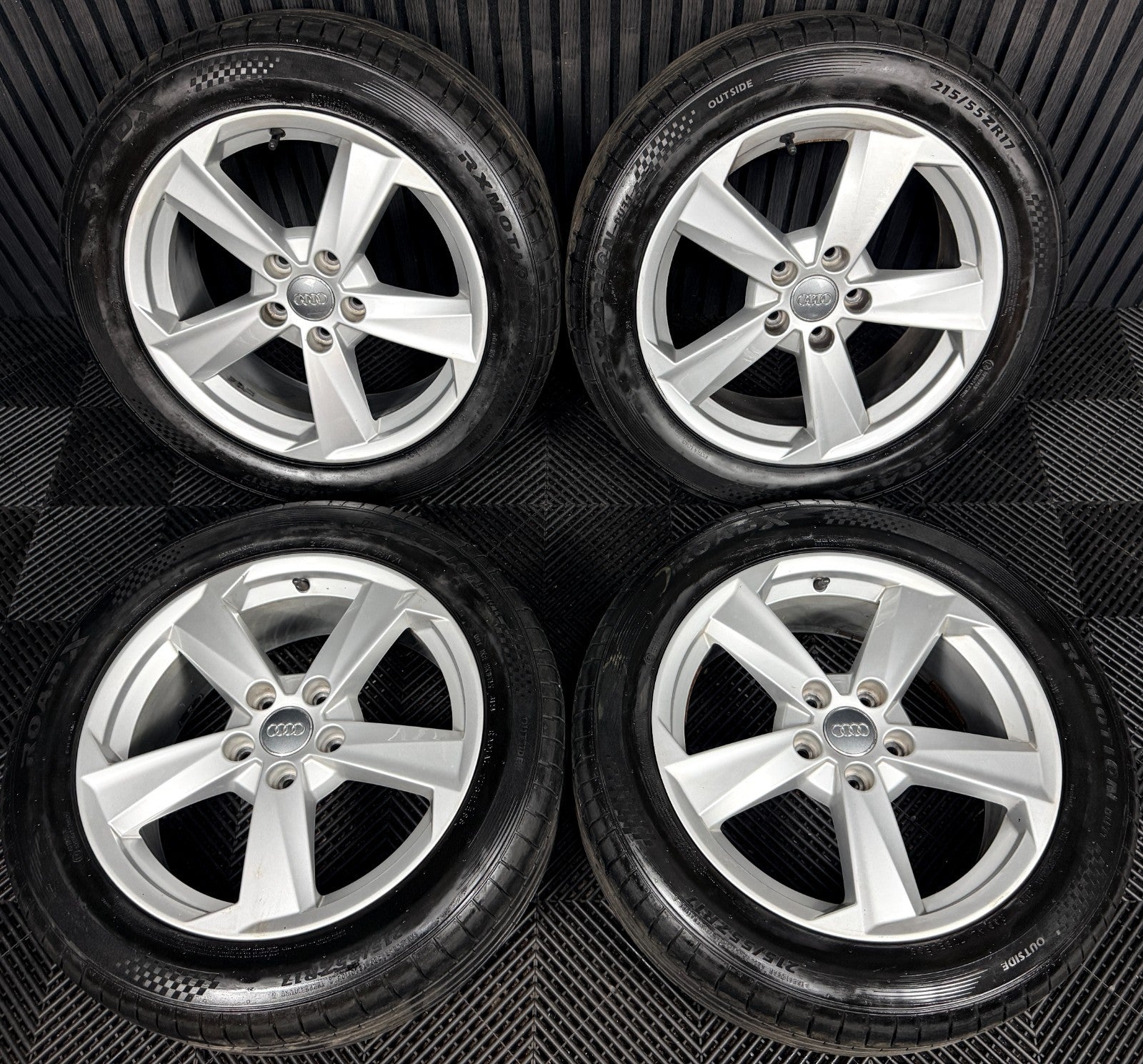 17'' Audi Q2 5 Spoke Alloy Wheels Tyres Alloys 81A601025B Genuine