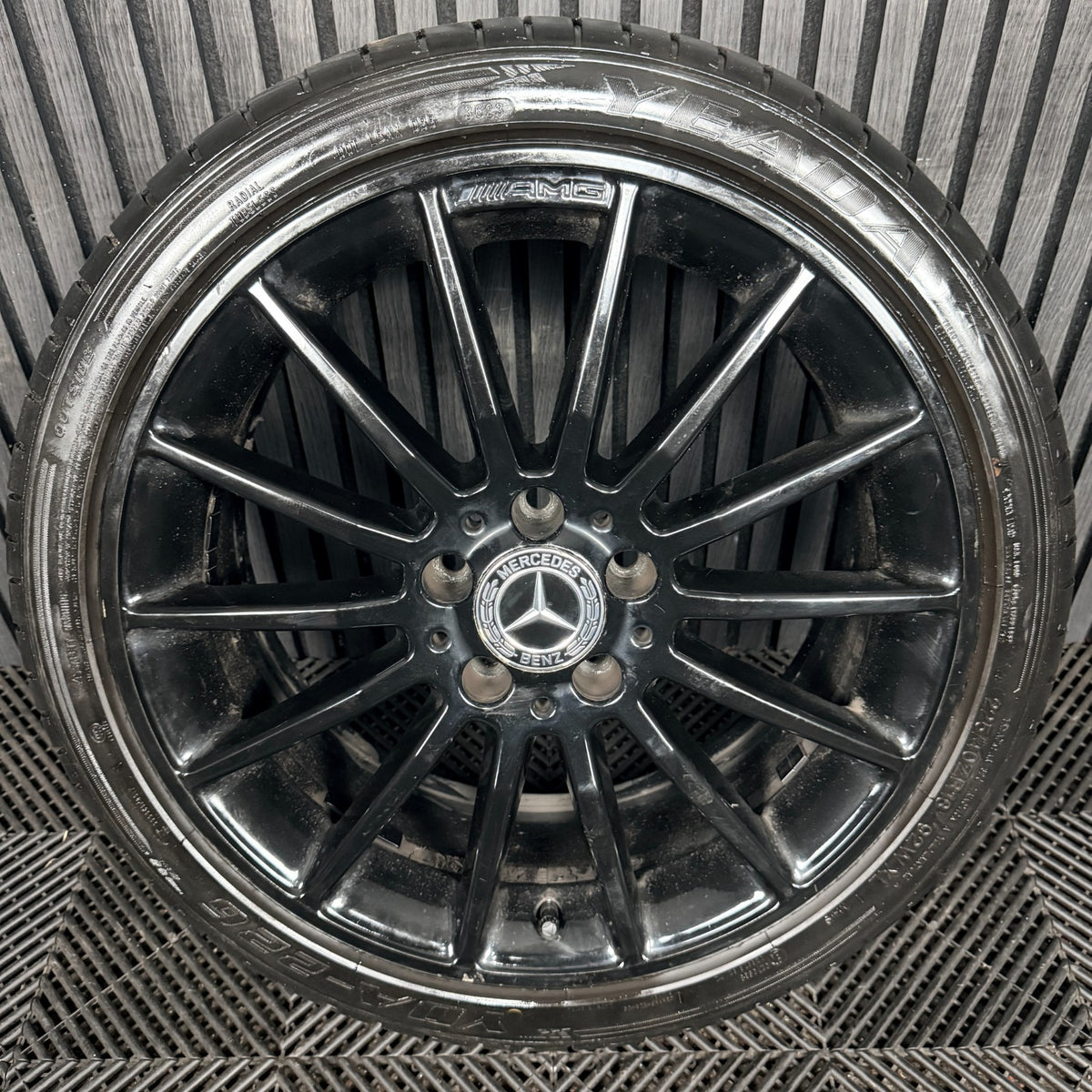 1X 18'' Amg Mercedes A Class CLA Black Alloy Wheel A1764010200 W176 Genuine